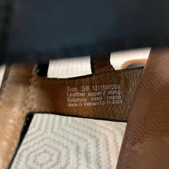 Dansko leather gladiator Black Sandals 38/8 comfy straps - Picture 7 of 7